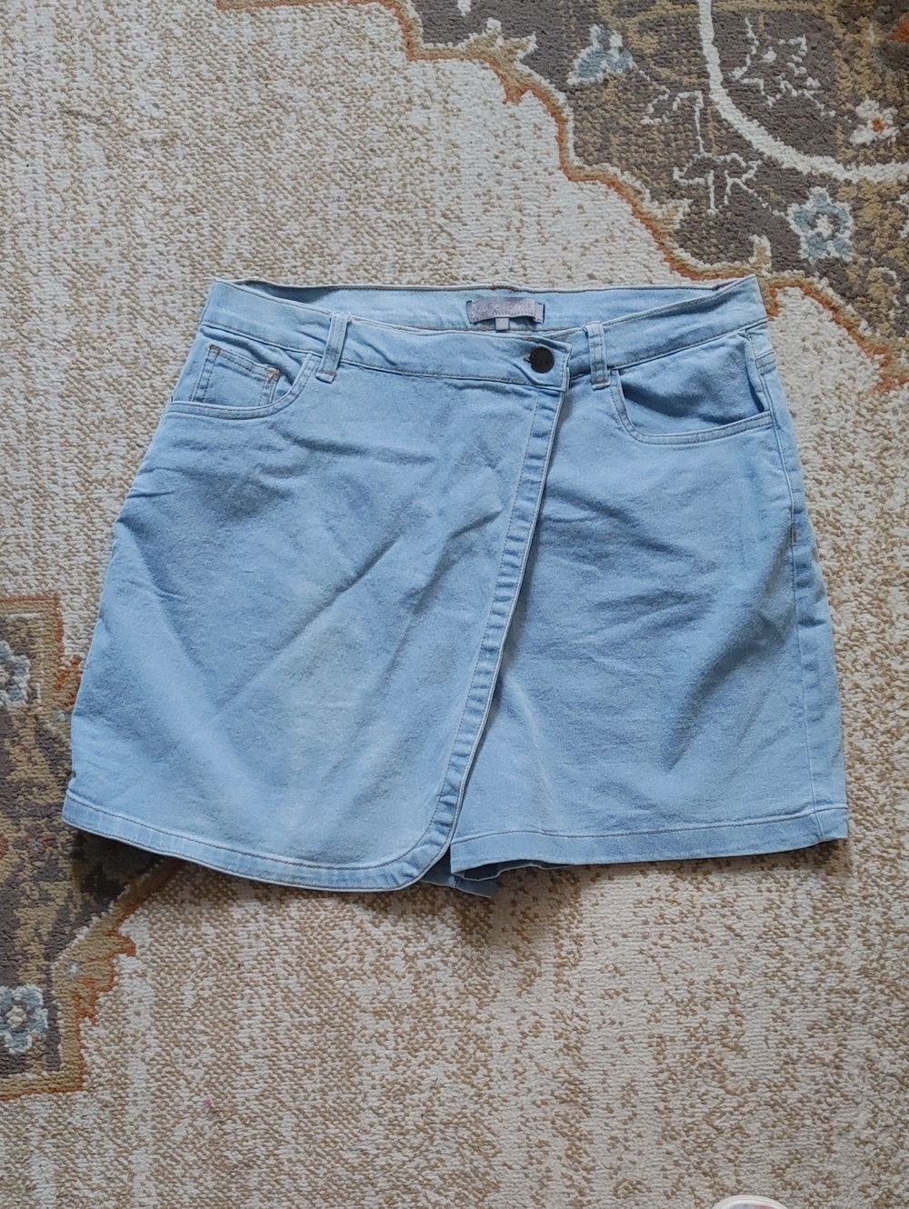 Peace + Harmony Light Wash Denim Wrap Skort L